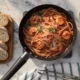 Sartén con pasta fra diavolo