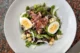 Ensalada de Atún Con Huevo y Lechuga Plato con ensalada de atún