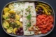 Bacalao a la Vizcaína: Historia, Receta, Maridaje y Secretos de su Inconfundible Sabor Bacalao a la vizcaína, bandeja con ingredientes