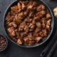 Olla con carne en chile pasilla