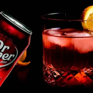 Cóctel de tequila con dr pepper