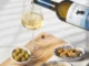 Vino Albariño: Frescura Atlántica Botella de vino Albariño