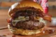 Hamburguesa con cebolla caramelizada