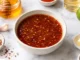 Bowl con salsa de miel picante
