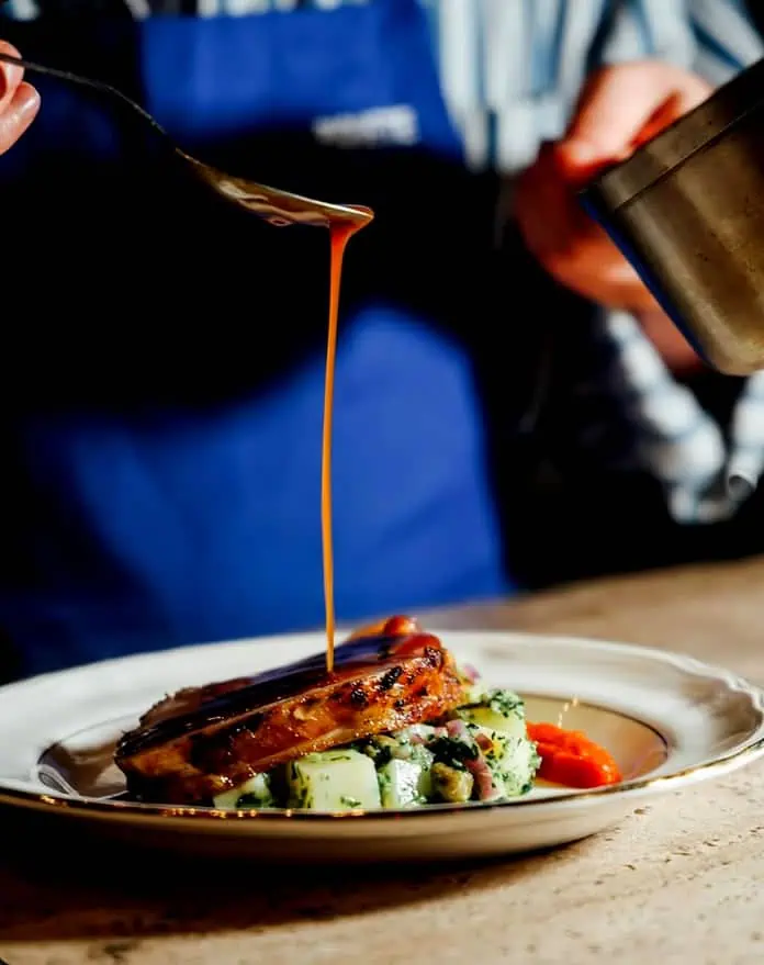 Piquette Brasserie: Francia se sirve a la mesa en la Roma Norte Piquette Brasserie, restaurante de cocina francesa en Roma Norte, Ciudad de México.